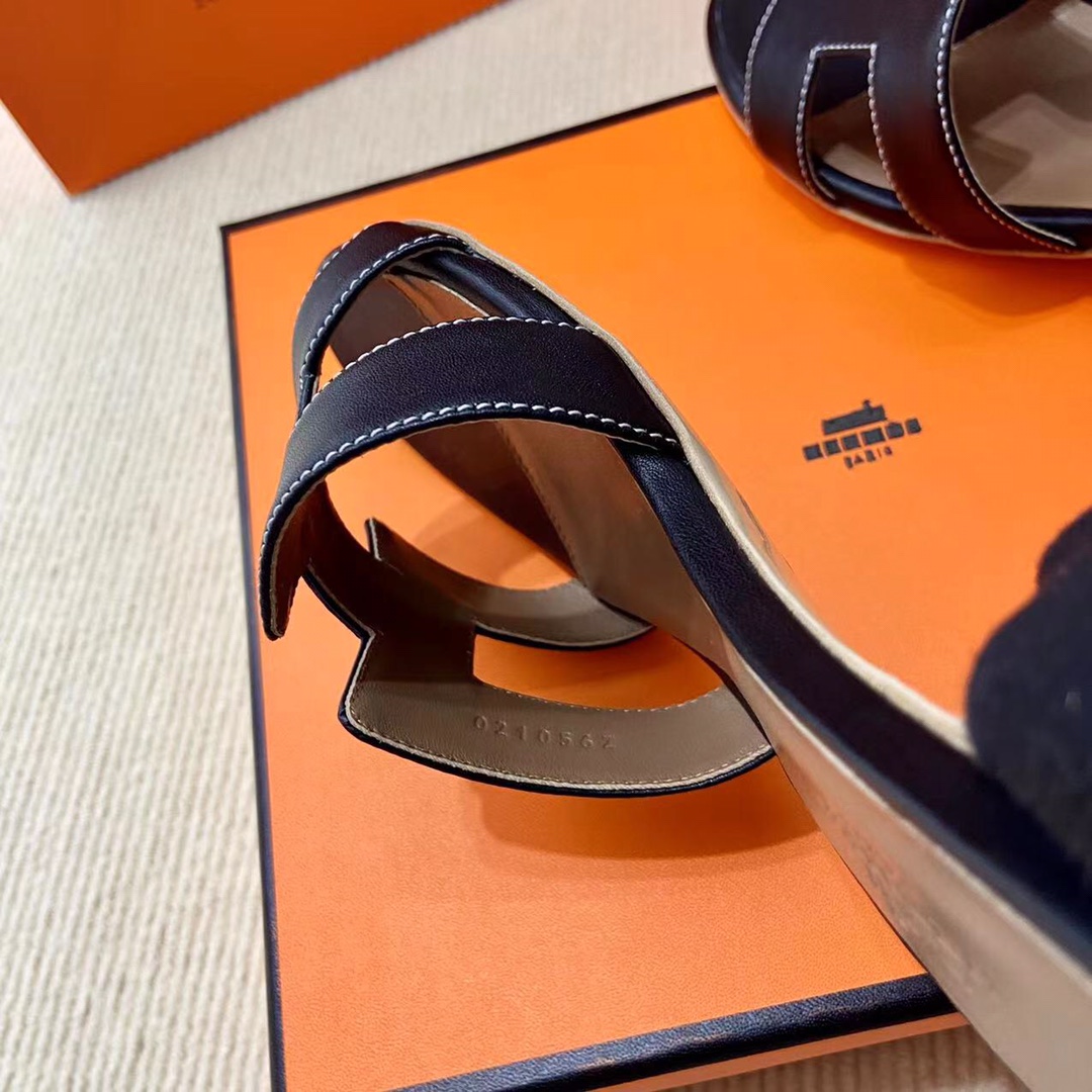 에르메스 올수공 오아시스 슬리퍼 샌들 스위프트 36